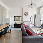 Toulon: Superbe Appartement Avec 2 Chambres